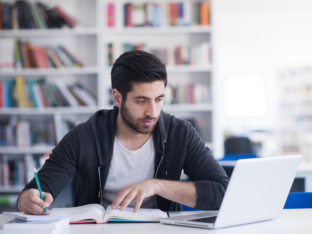 What to Look for in an Online College