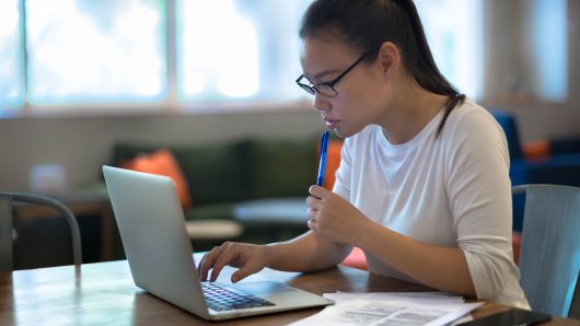 How to Identify and Avoid Job Scams When Searching for Work